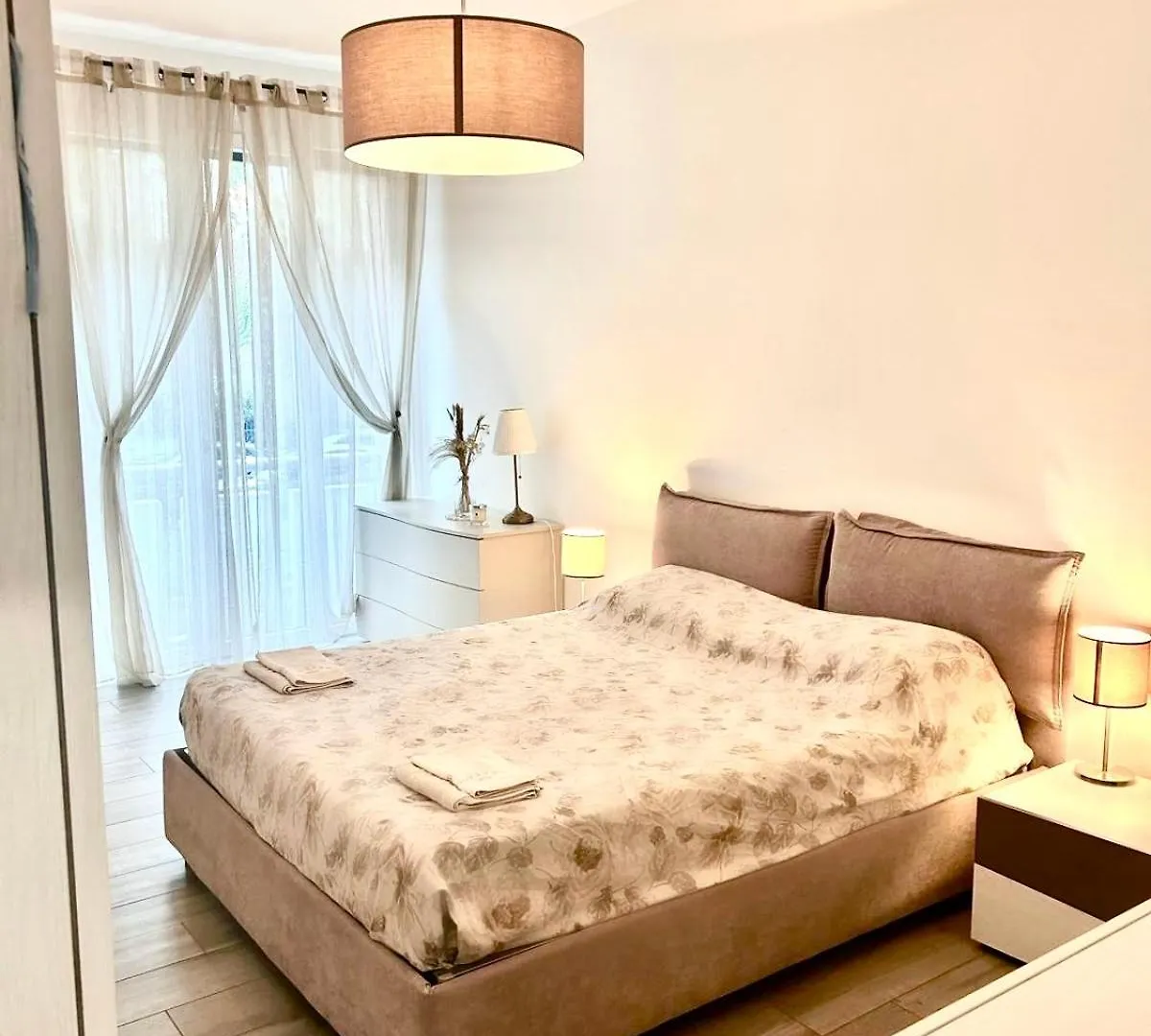 Giuseppe&Carolina Citylife Lux Appartment Fiera Milano Milan
